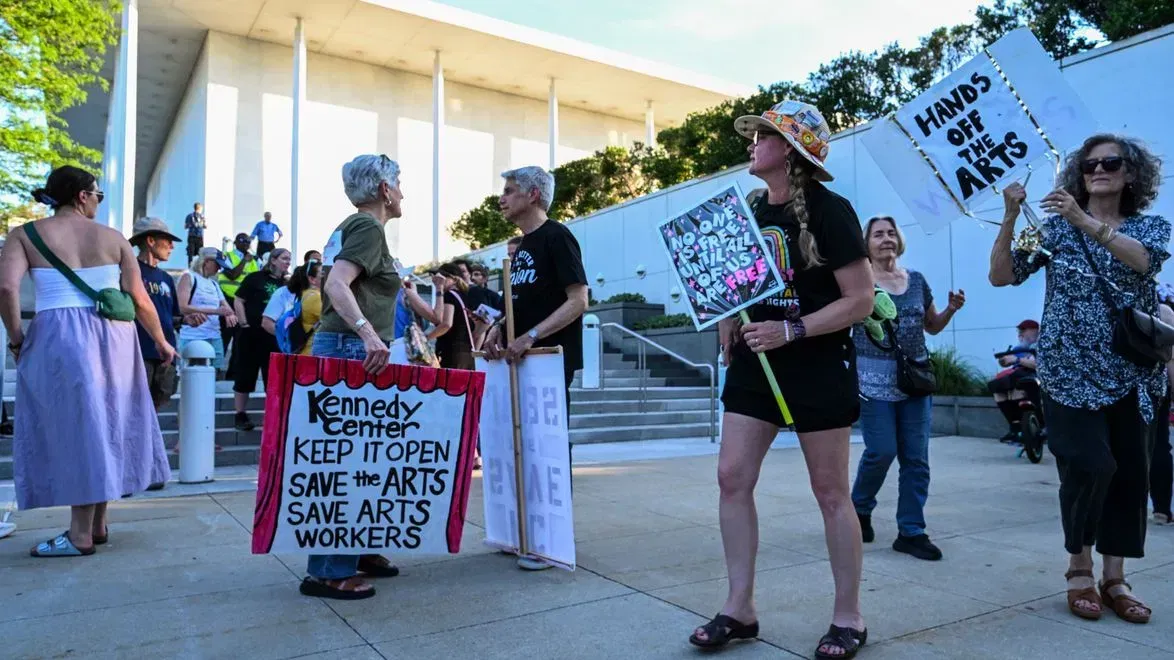 BREAKING: Protesters gather at the Kennedy Center